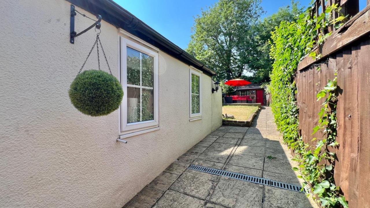 3 Bedroom Character Townhouse On Edge Of Blackdown Hills Wellington  Exterior photo